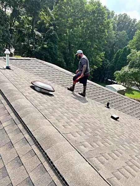 Roofers in Franklin Park